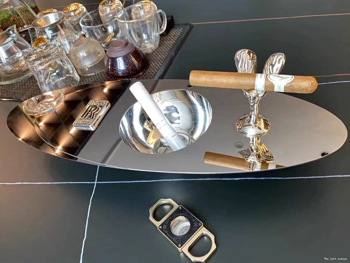 ASHTRAY ROLLS ROYCE CIGAR 0825
